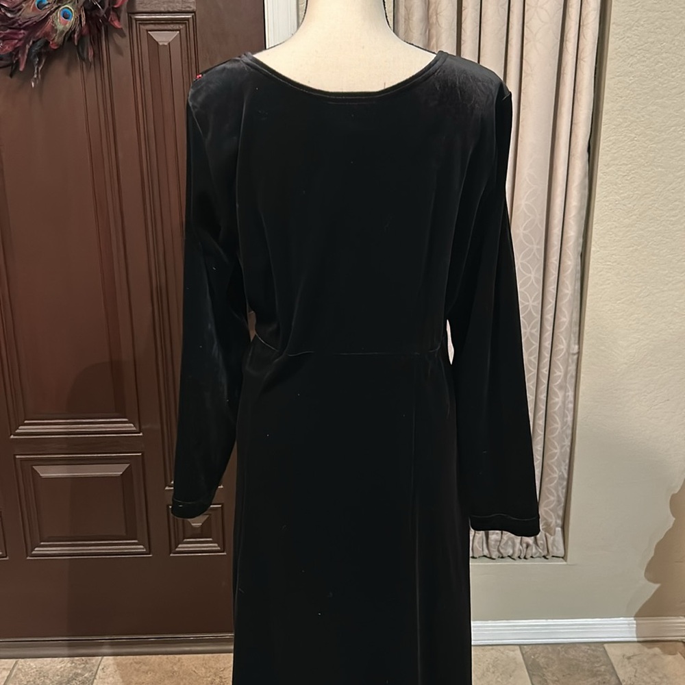 Vintage Black Velvet Long Sleeved Full Length Holly Bodice Dress - Picture 4 of 7